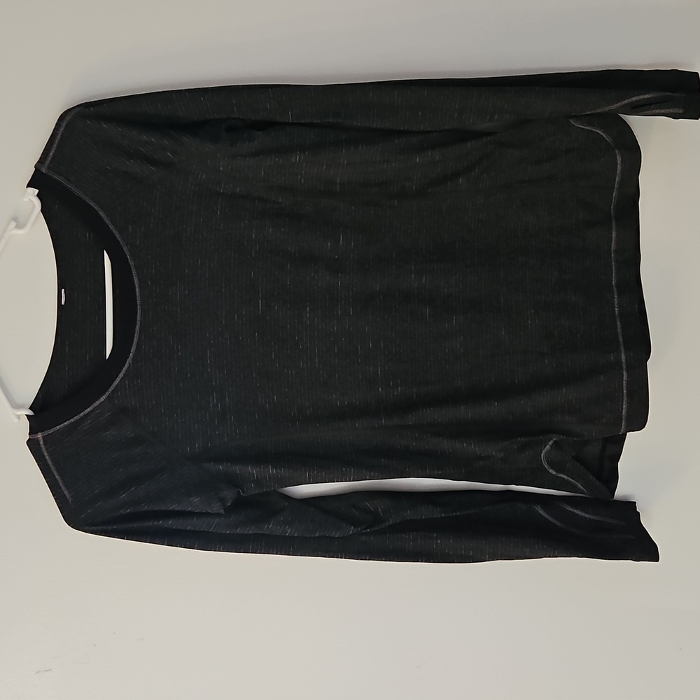 Lululemon Grey Long Sleeve Workout Top